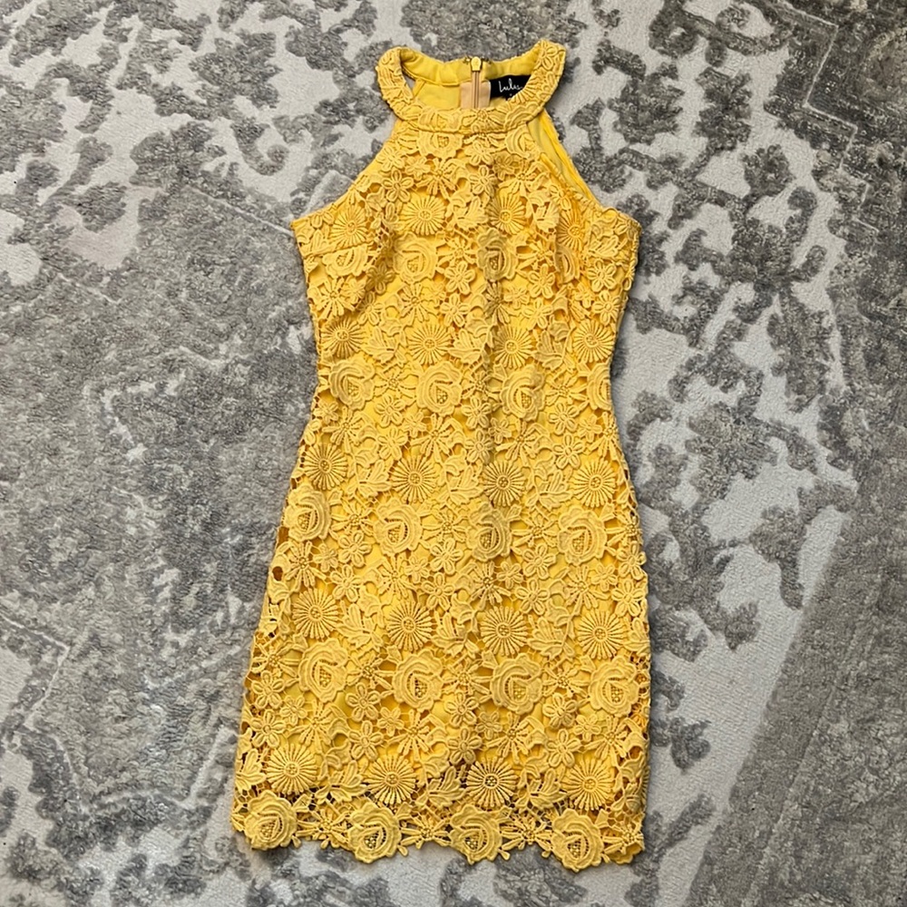 Lulu’s Yellow Lace Halter Body-con dress